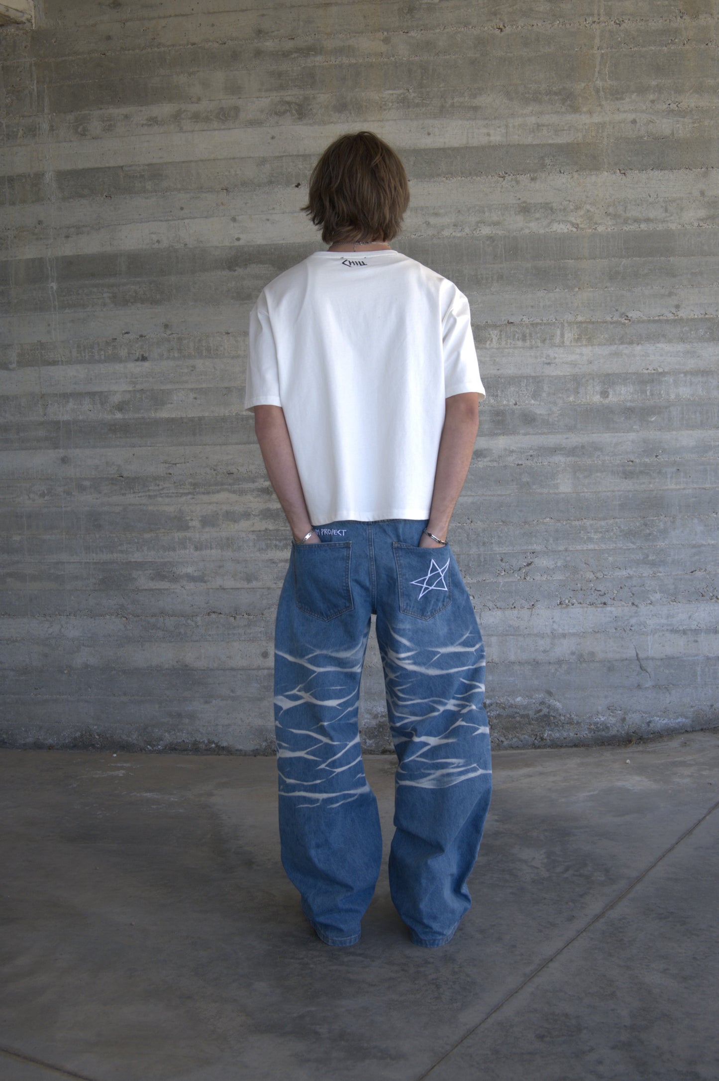 CHILL "Evo." Tee White