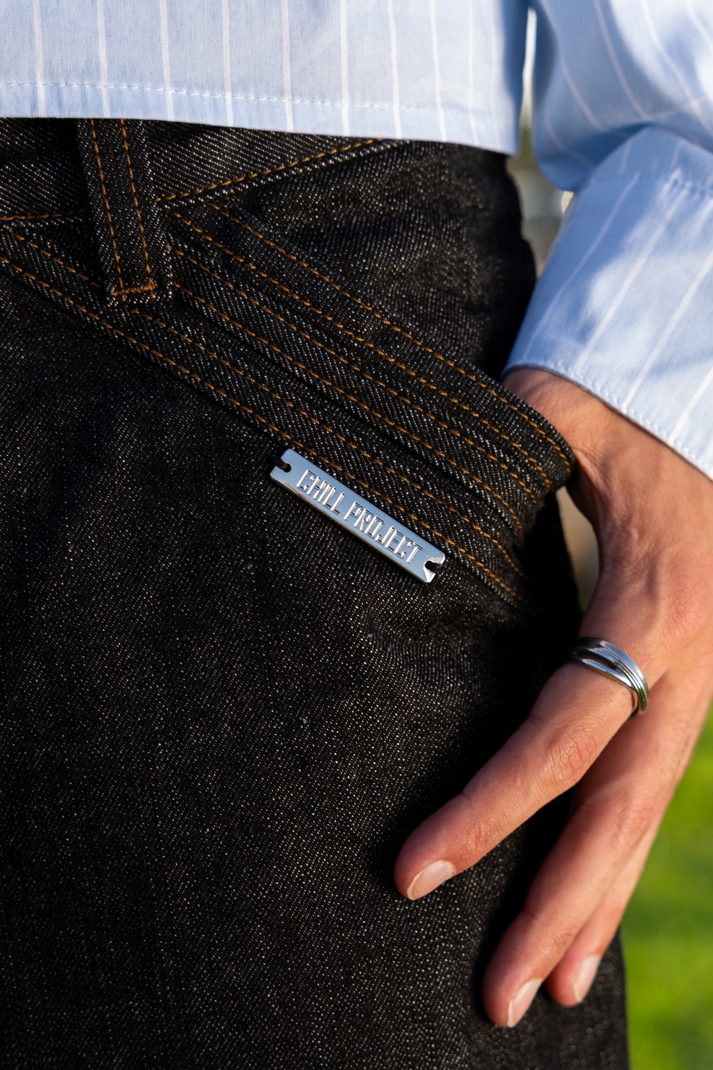 CHILL "South" Raw Denim Wide Leg