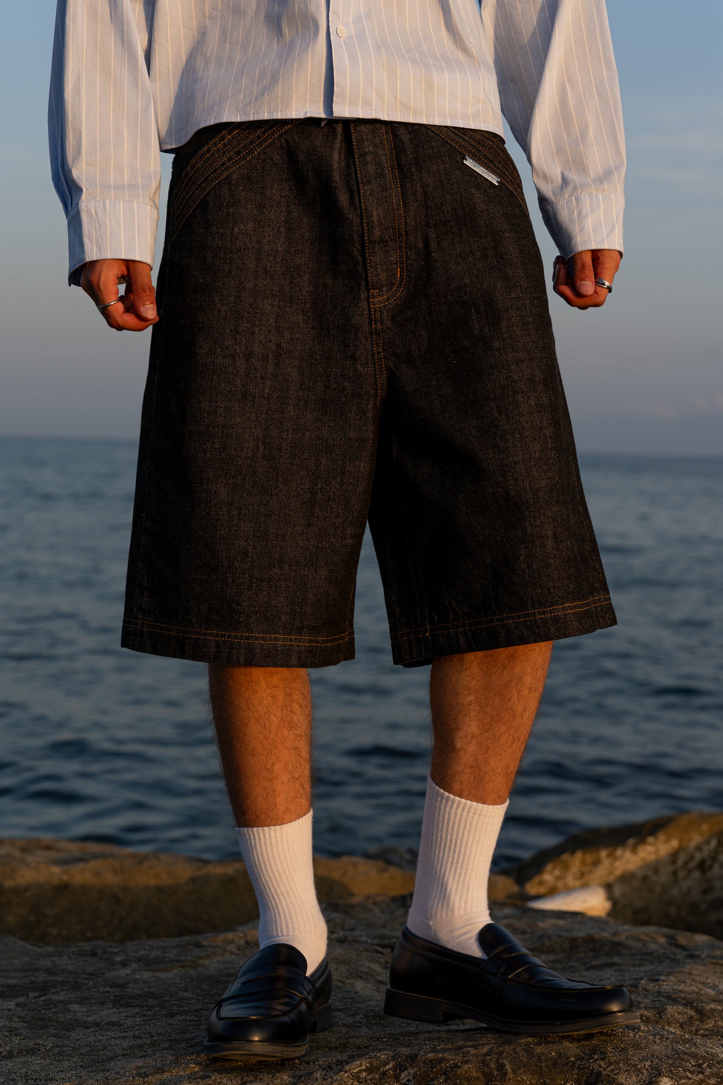 CHILL "South" Raw Denim Jorts