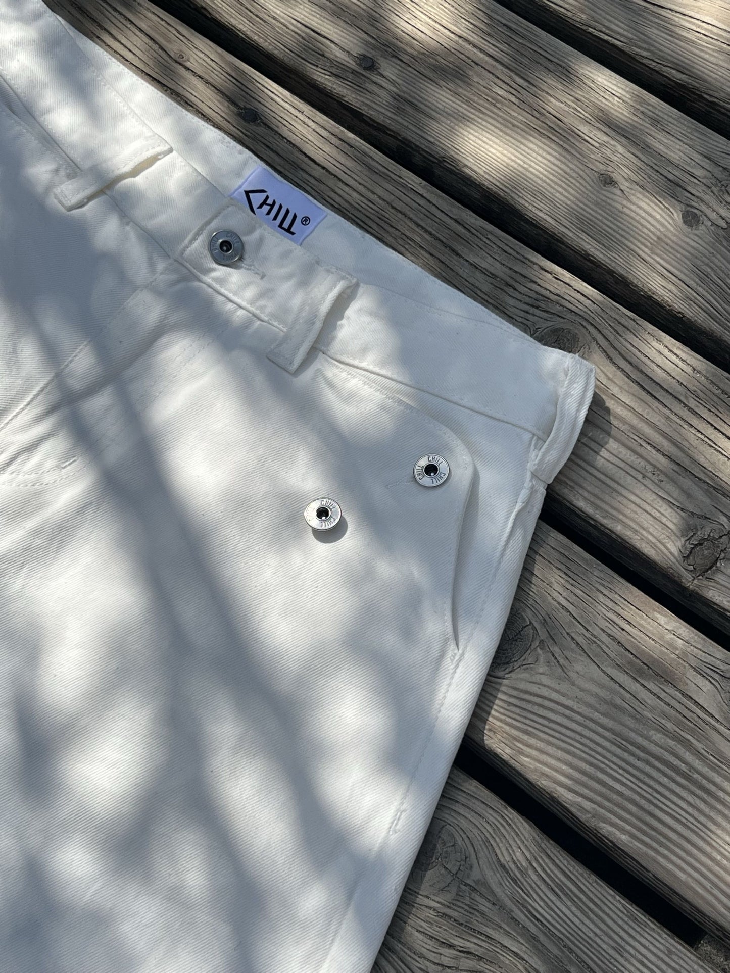 "Unusual" Selvedge Denim Baggy White