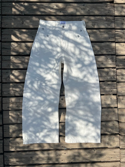 "Unusual" Selvedge Denim Baggy White
